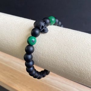 Matte Black Onyx and Malachite Skull Bead Bracelet